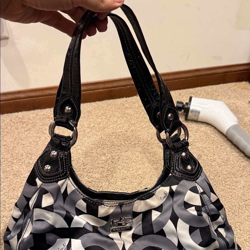 Coach purse - Picture 3 of 7